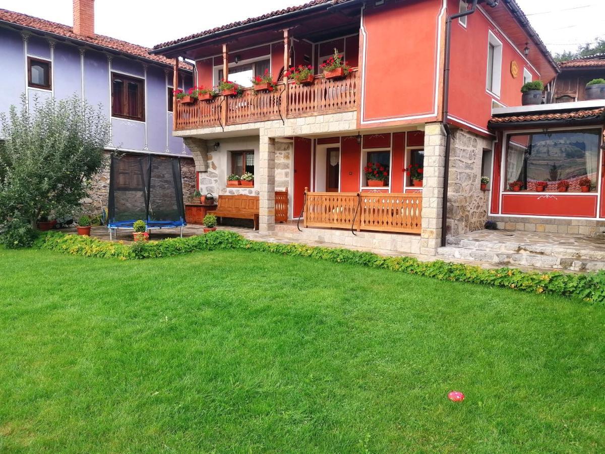Hotel Радкината Къща Kopriwsztica Zewnętrze zdjęcie