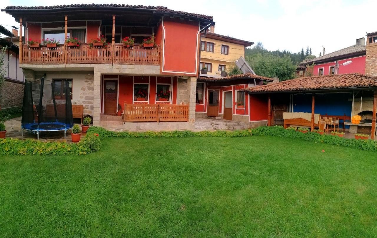 Hotel Радкината Къща Kopriwsztica Zewnętrze zdjęcie