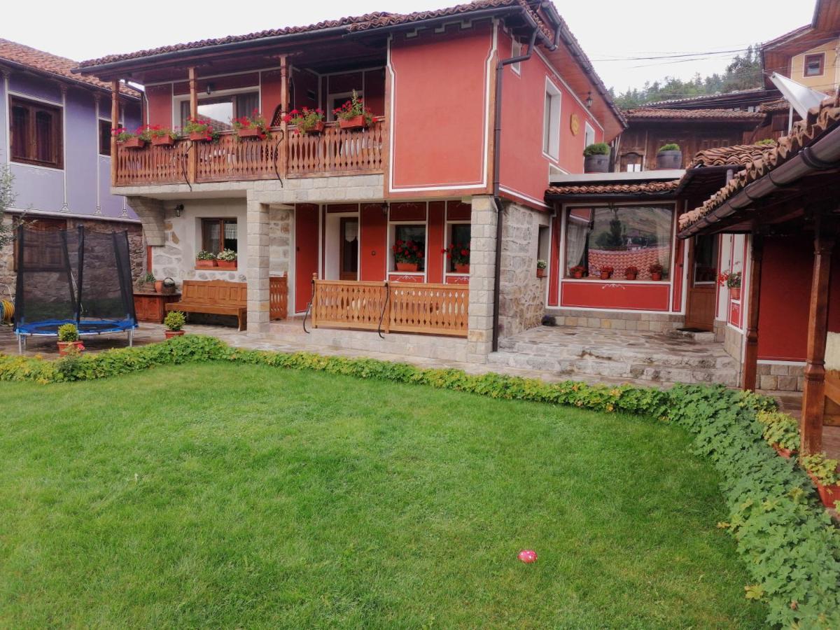 Hotel Радкината Къща Kopriwsztica Zewnętrze zdjęcie