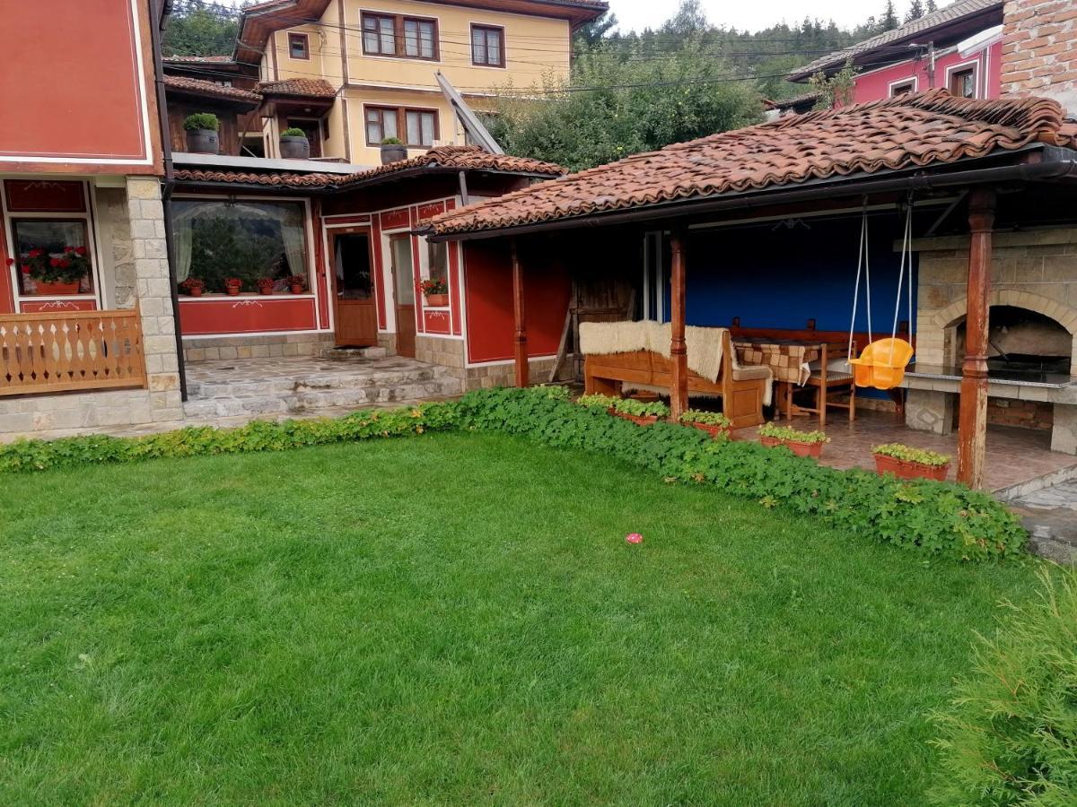 Hotel Радкината Къща Kopriwsztica Zewnętrze zdjęcie