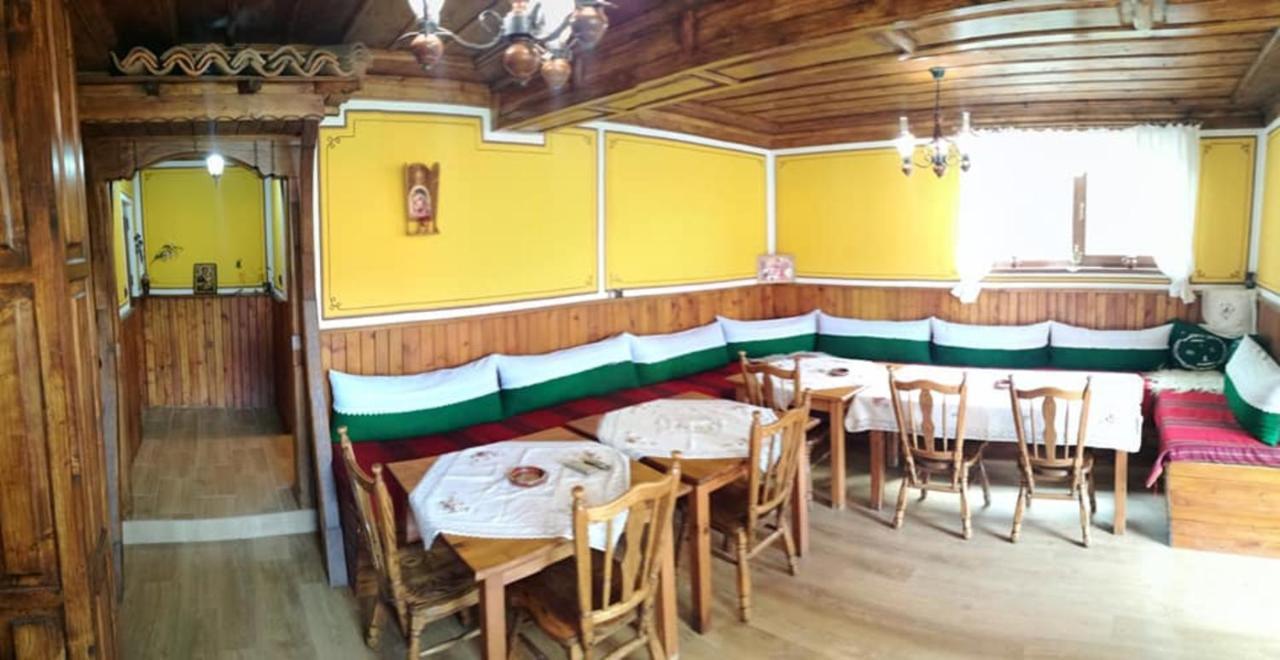 Hotel Радкината Къща Kopriwsztica Zewnętrze zdjęcie