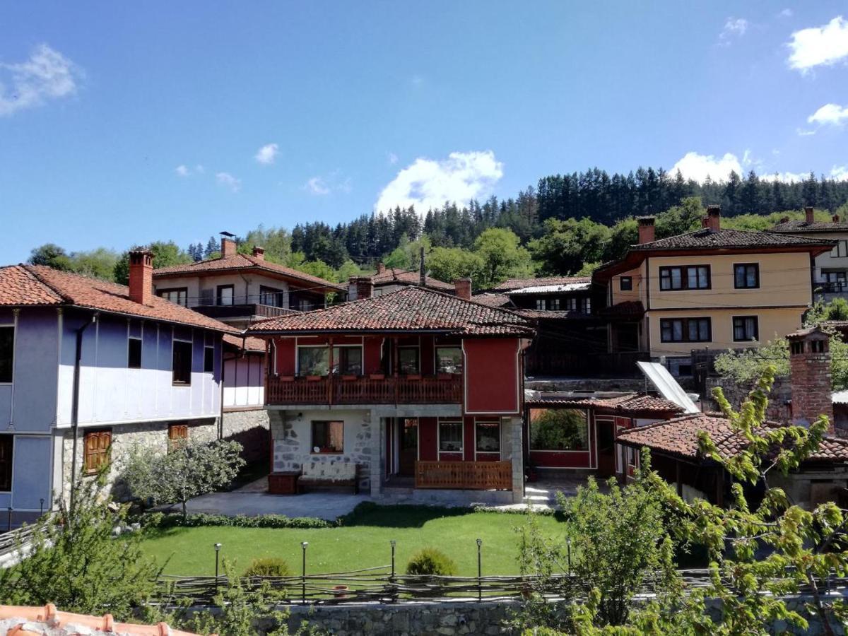 Hotel Радкината Къща Kopriwsztica Zewnętrze zdjęcie